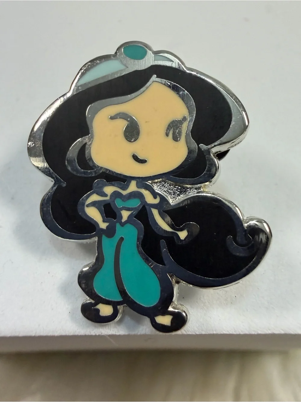💜3/$15💜 Disney Enamel Jasmine Pin in Black and Teal
